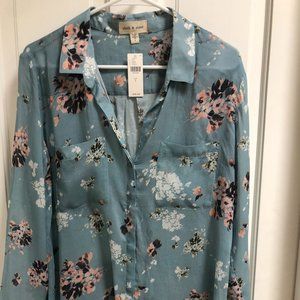 NWT Anthropologie Cloth & Stone Tavira Blue Motif Floral Shirt Top, Large